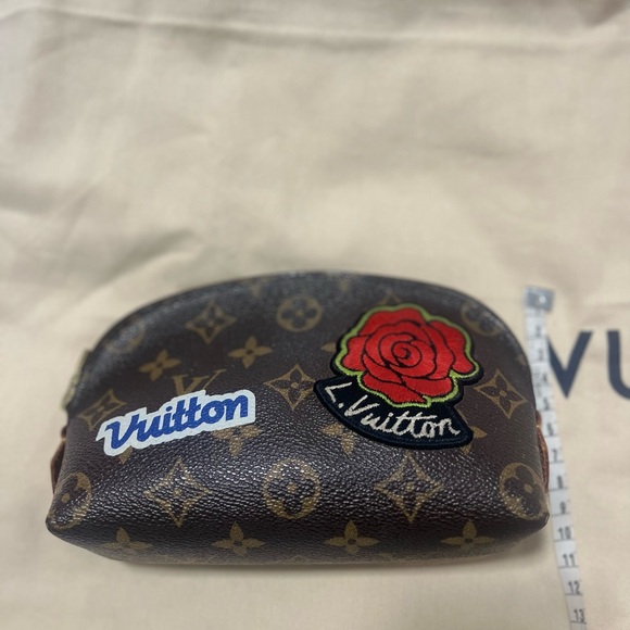 LUIS VUITTON COSMETIC POUCH LIMITED EDITION - Picture 7 of 7